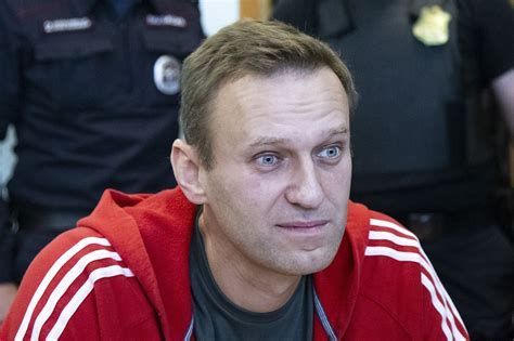  Navalny Poisoning Incident: A Political Thriller Gripping the World